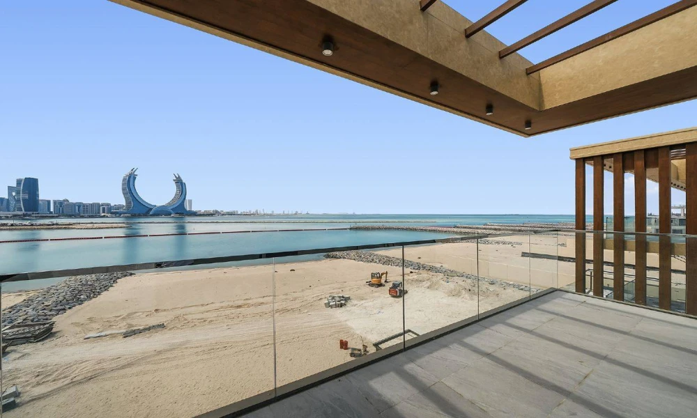 PRIVATE BEACH FRONT LIVING | 6BR+MAID | FOR SALE