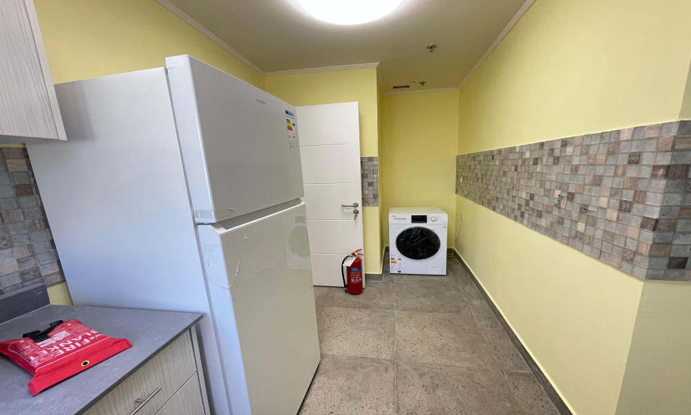 READY TO MOVE 1 BHK IN DOWNTOWN | FF | FOR RENT small 1