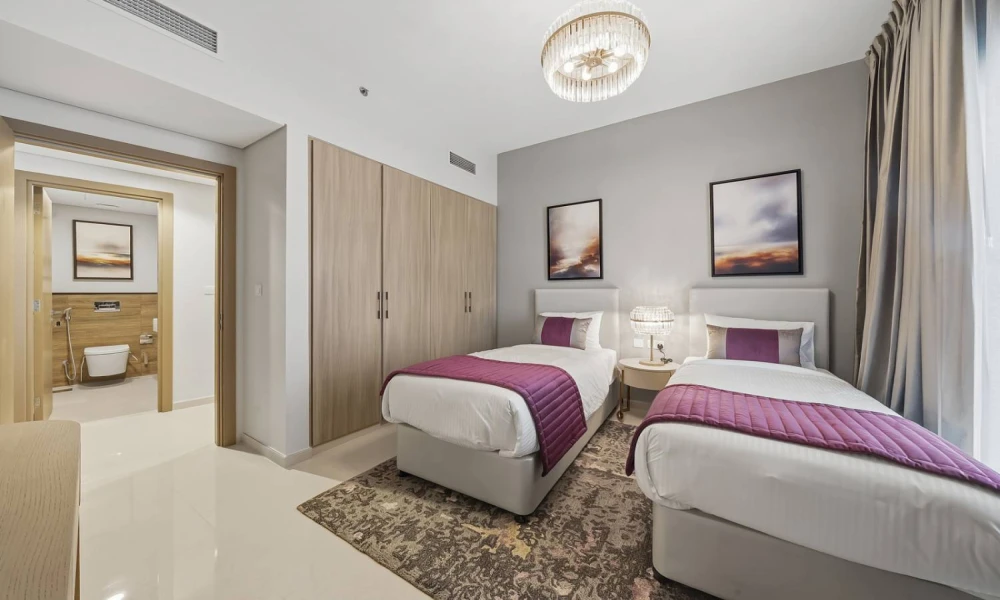 SEA VIEW 2BR | 2 BALCONIES | LUSAIL WATERFRONT - Image 9