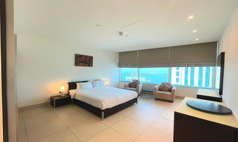 SEA VIEW APARTMENT IN WEST BAY | PLUS MAID'S ROOM small 3