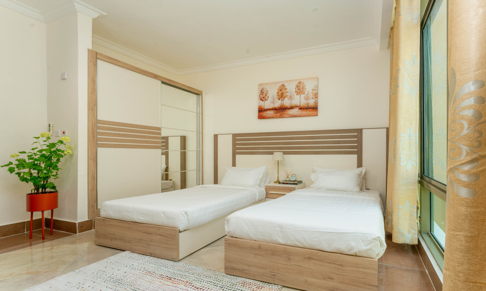 Secure Compound Villa 6 BHK in Wakra for Rent | FF - Image 6