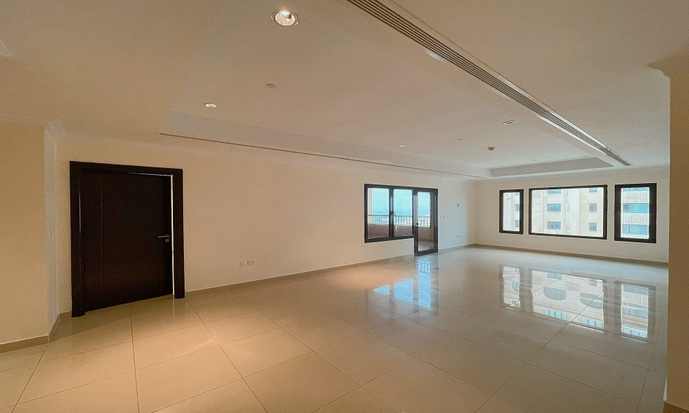 Semi-Furnished 1BR with Office in The Pearl | Rent small 3