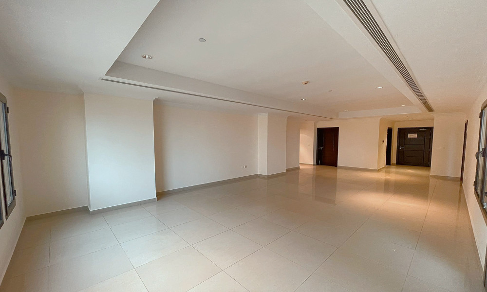 Semi-Furnished 1BR with Office in The Pearl | Rent - Image 4