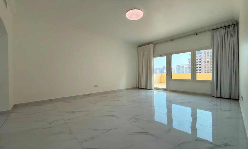 SF 2 BR | W/ BALCONY MARINA VIEW & FACILITIES - Image 4
