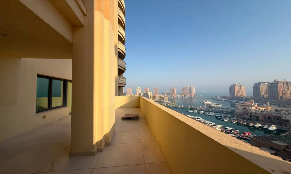 SF 2 BR | W/ BALCONY MARINA VIEW & FACILITIES - Image 9