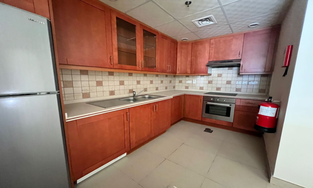 Spacious 1BHK for Rent in Porto Arabia The Pearl small 2