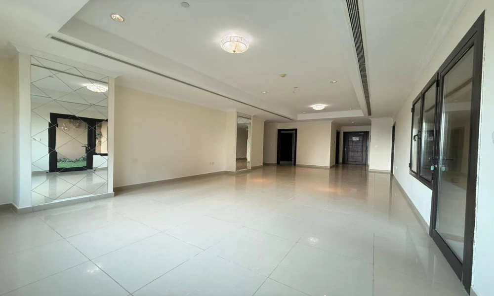 SPACIOUS 1BR+OFFICE SF BALCONY SEA VIEW+AMENITIES small 2