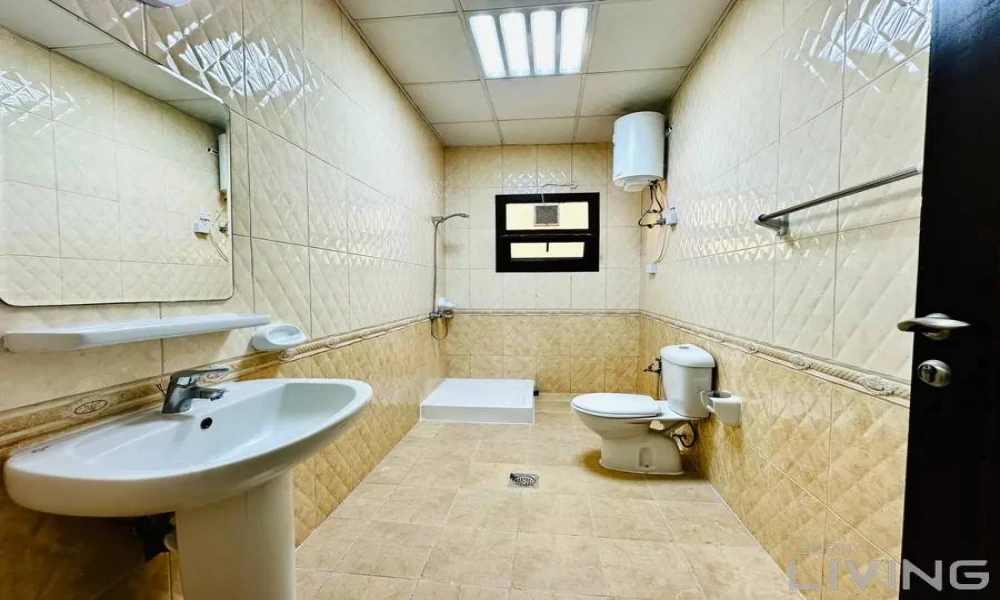 Spacious 2 & 3 BHK Apartments for Rent. - Image 9