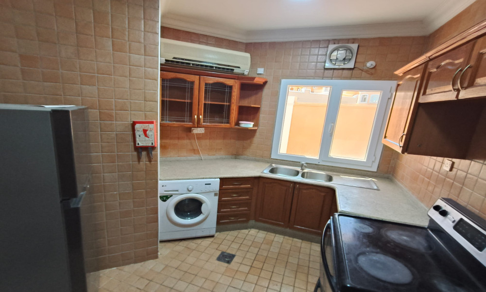 Spacious 2 BHK Apartment for Rent in Abu Hamour - Image 4