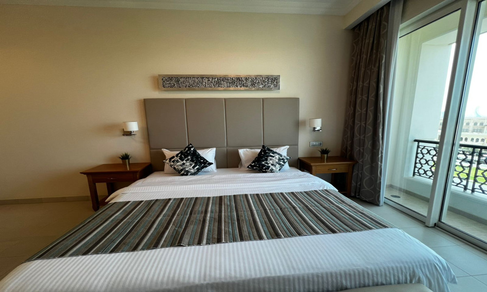 Spacious 2 BHK Apartment for Rent in Prime Area small 2