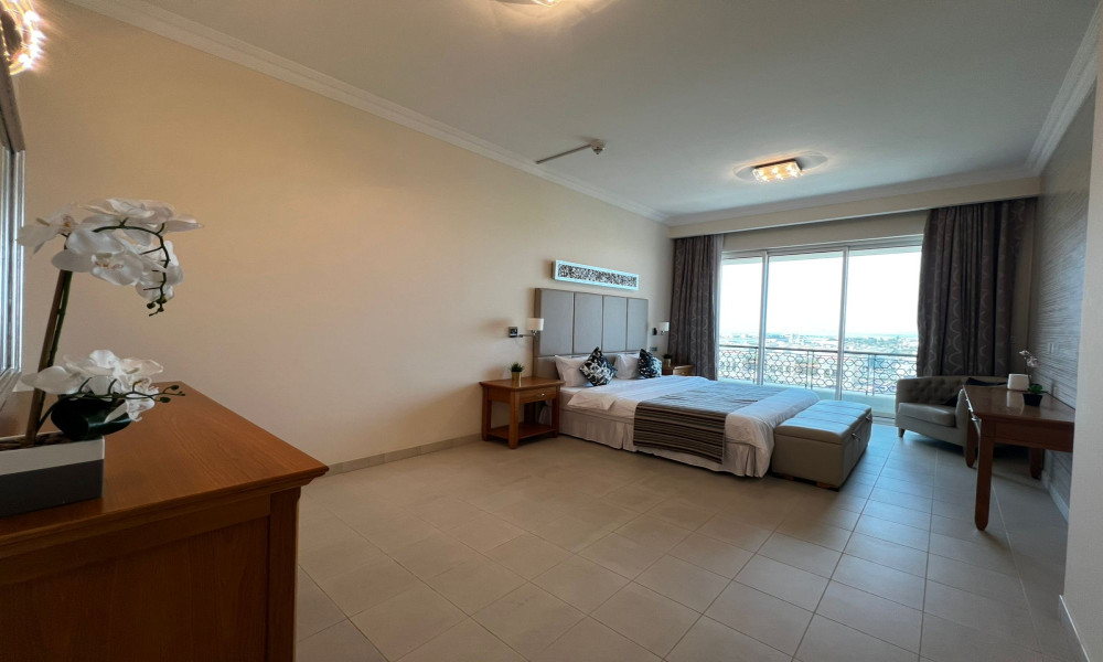 Spacious 2 BHK Apartment for Rent in Prime Area - Image 5