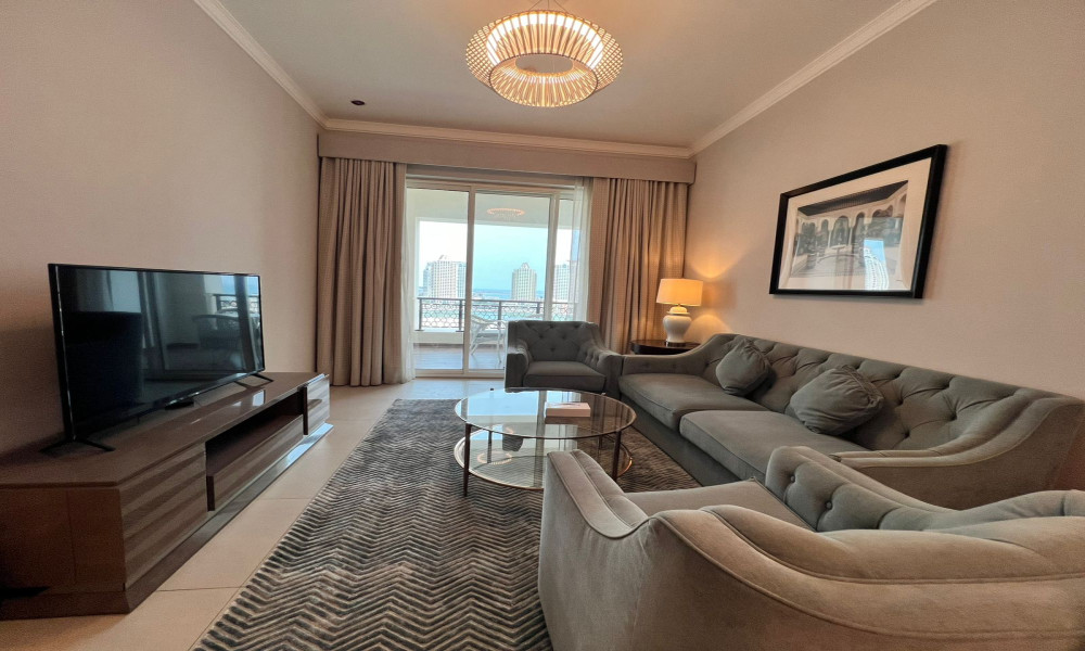 Spacious 2BHK + Maid Marina View | Pearl Qatar