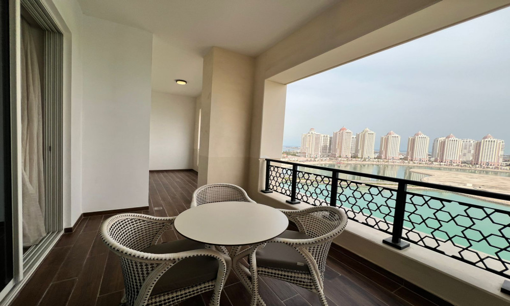 Spacious 2BHK + Maid Marina View | Pearl Qatar - Image 7