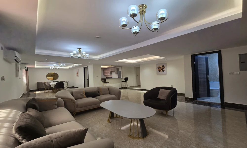SPACIOUS 3 BHK FOR SALE MODERN FAMILY LIVING W/ AMENITIES small 1