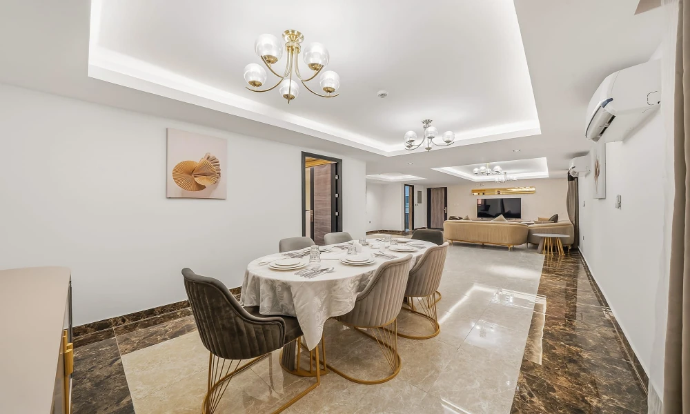 SPACIOUS 3 BHK FOR SALE MODERN FAMILY LIVING W/ AMENITIES - Image 7