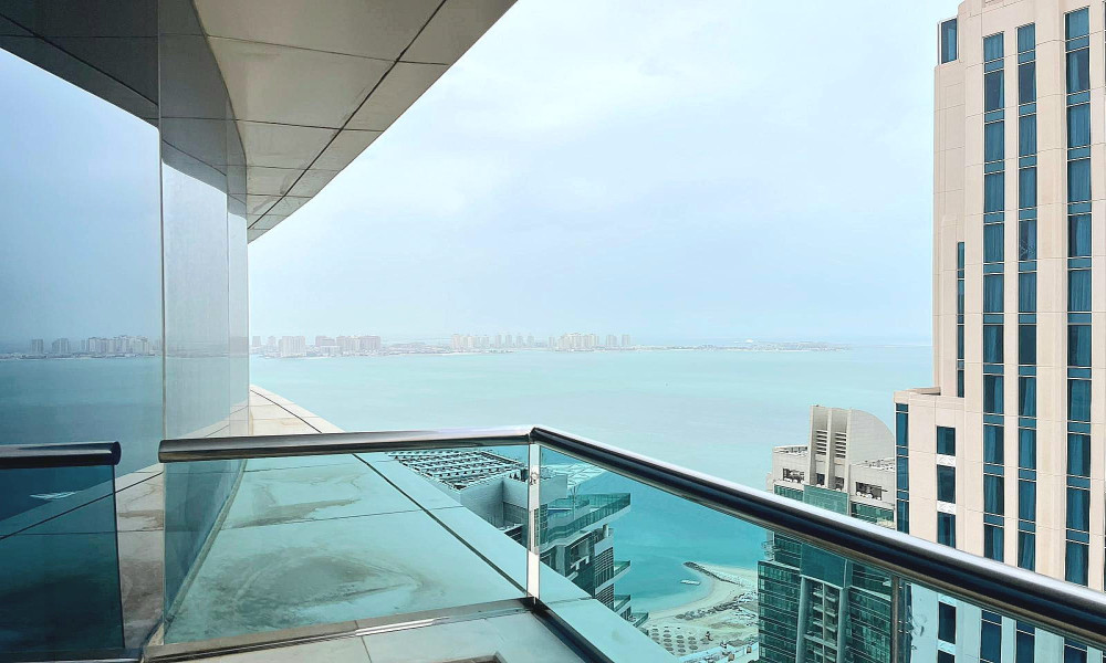 Spacious 3 BHK + Maid Fully Furnished Apartment for Rent in West Bay