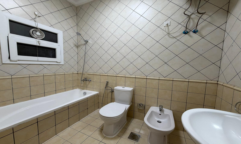 Spacious 3BHK Semi-Furnished Villa in Abu Hamour - Image 7