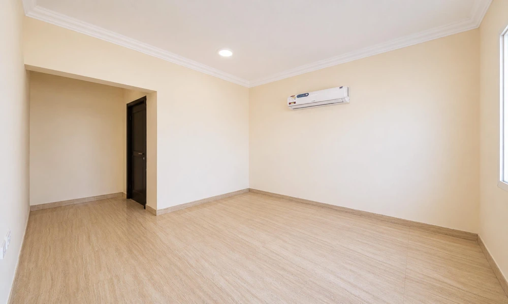 SPACIOUS 6BR VILLA | FOR SALE | UNFURNISHED small 1
