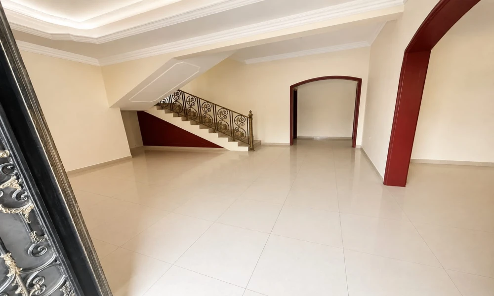 SPACIOUS 6BR VILLA | IDEAL FAMILY HOME| PARKING small 3
