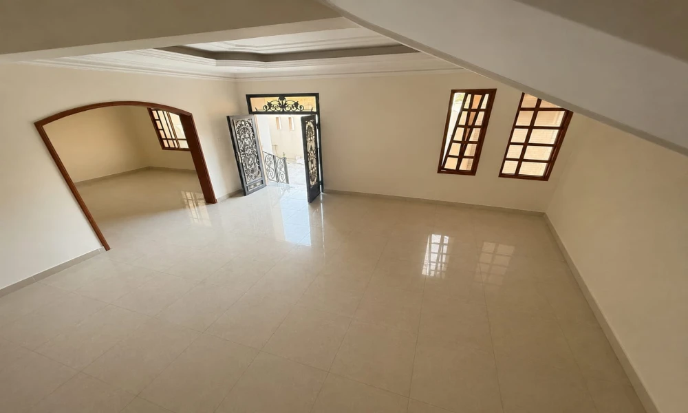 SPACIOUS 6BR VILLA | IDEAL FAMILY HOME| PARKING - Image 5
