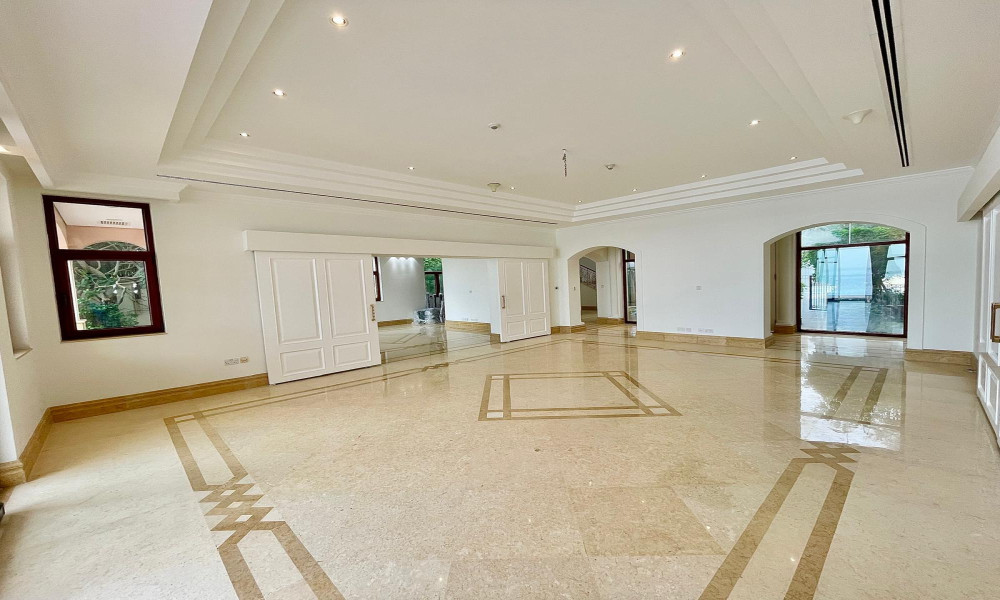 SPACIOUS LUXURY 4BHK HOME NEAR BEACH BAY FOR RENT small 2