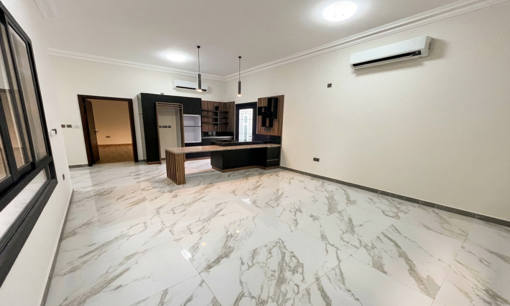 SPACIOUS LUXURY 7BHK VILLA WITH EXTERNAL MAJLIS - Image 4