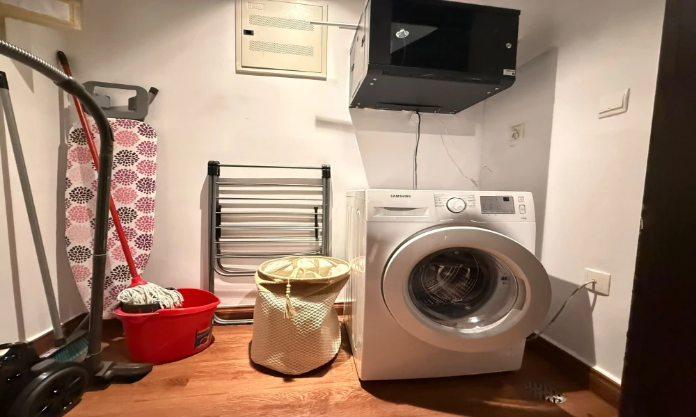 SPACIOUS STUDIO W/ LARGE BALCONY | KID'S PLAYROOM - Image 8