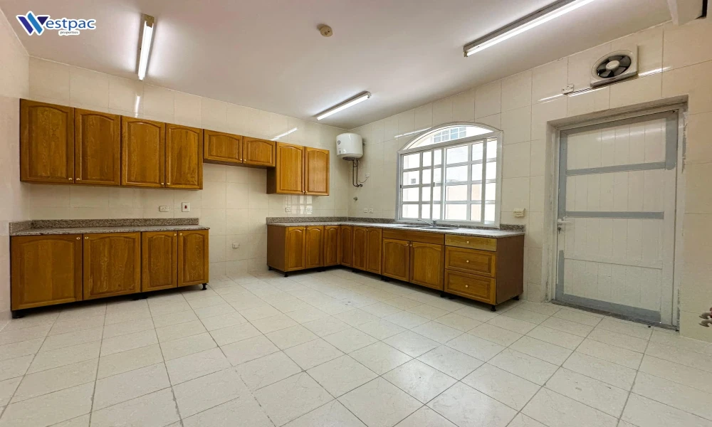 SPACIOUS VILLA W/ 5BR | UNFURNISHED | PARKING AREA - Image 6