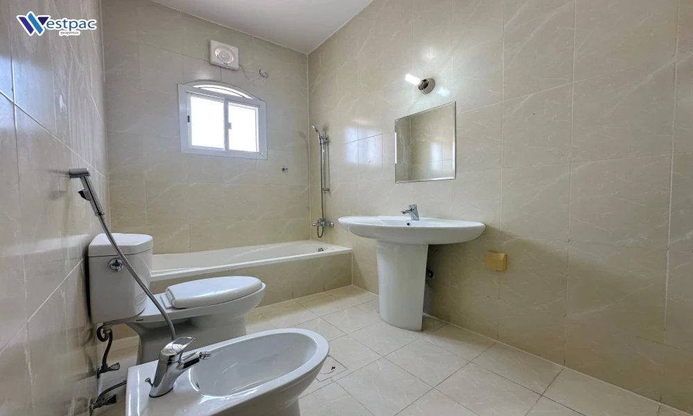 SPACIOUS VILLA W/ 5BR | UNFURNISHED | PARKING AREA - Image 9