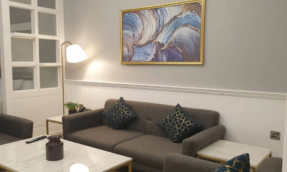 STUDIO APARTMENT WITH GYM AND POOL | SUNSET VIEW