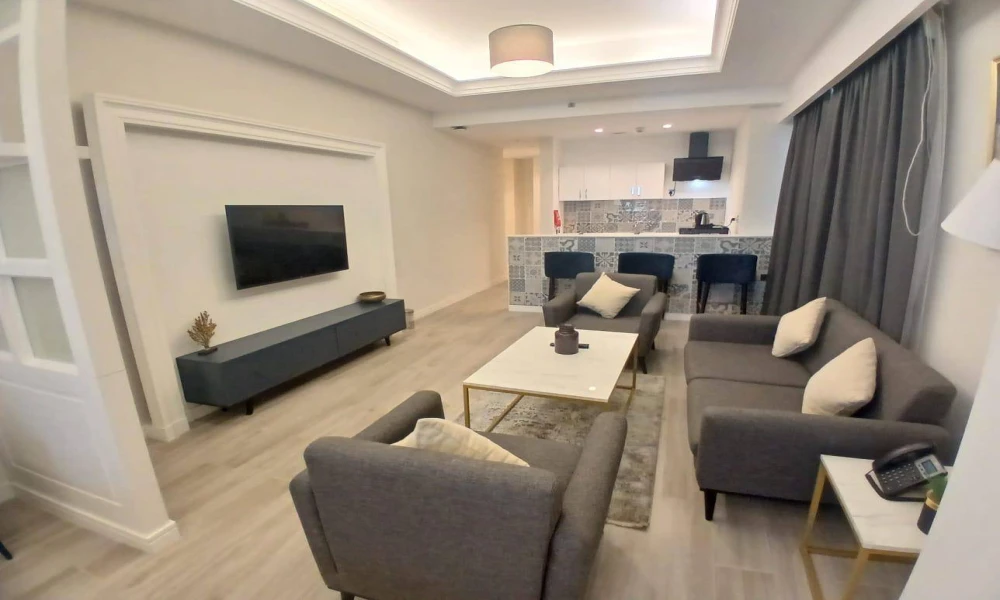 STUDIO INCLUDING BILLS + AMENITIES | PRIME AREA