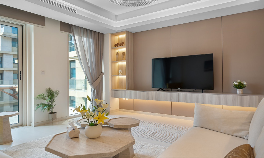 Stunning 1BHK FF with Balcony in Gewan Island For Sale - Image 4