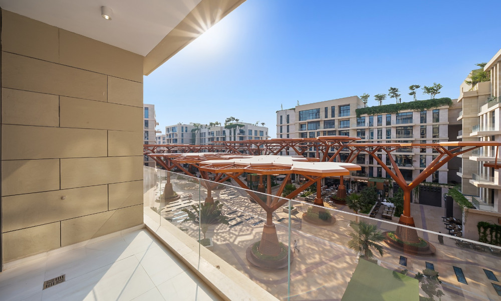 Stunning 1BHK FF with Balcony in Gewan Island For Sale - Image 5