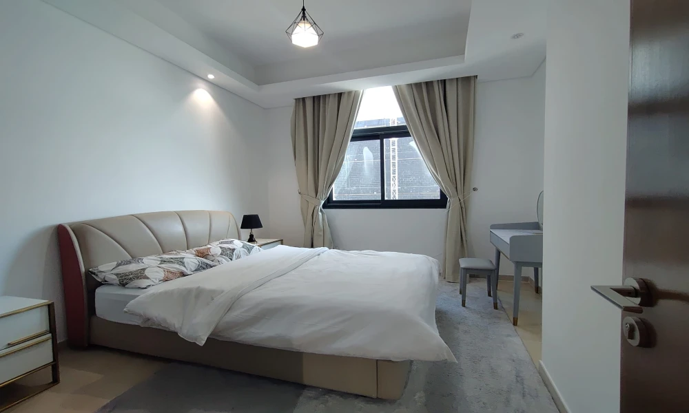 STUNNING 2BR | BILLS INCLUDED | FULLY FURNISHED - Image 4