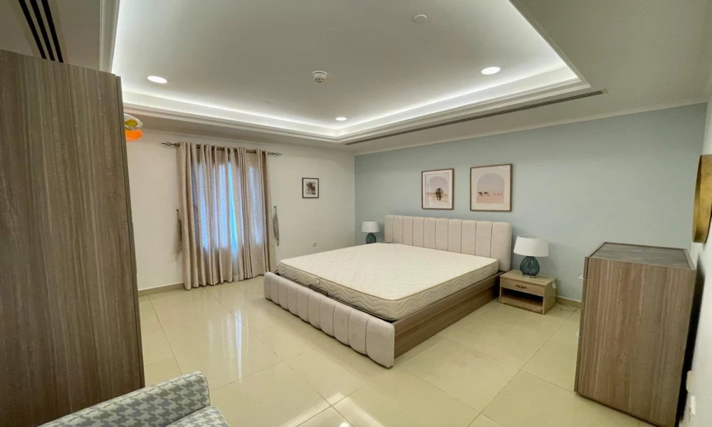 STUNNING 2BR | MARINA VIEW | FULL FACILITIES - Image 5