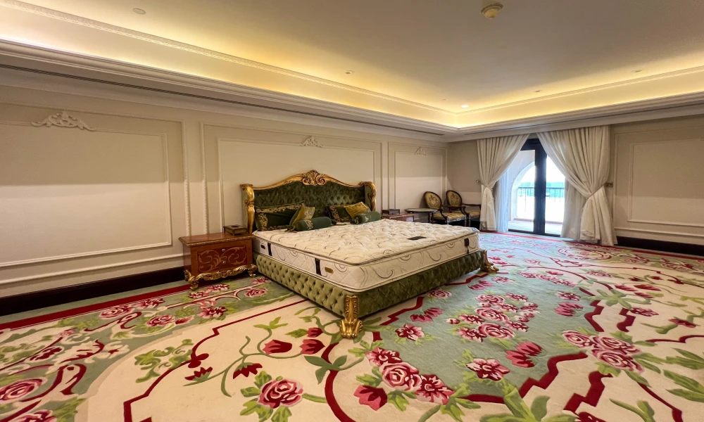 STUNNING LARGE PENTHOUSE WITH BALCONY | PEARL small 3
