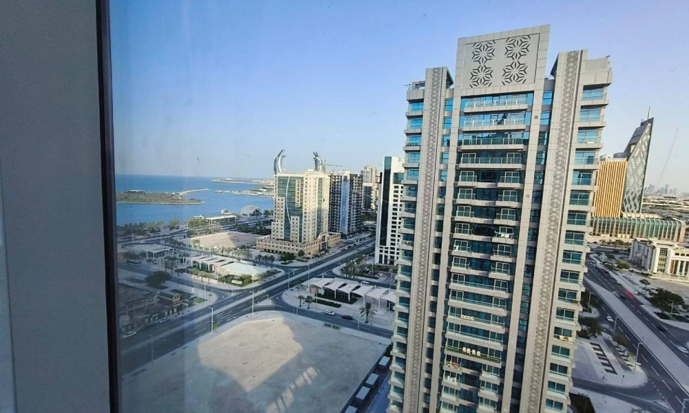 STUNNING SEA VIEW | 2BR FF APARTMENT | WITH BILLS small 2