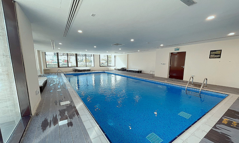 Stylish 1BHK w/ Balcony | Furnished | Pearl - Image 5