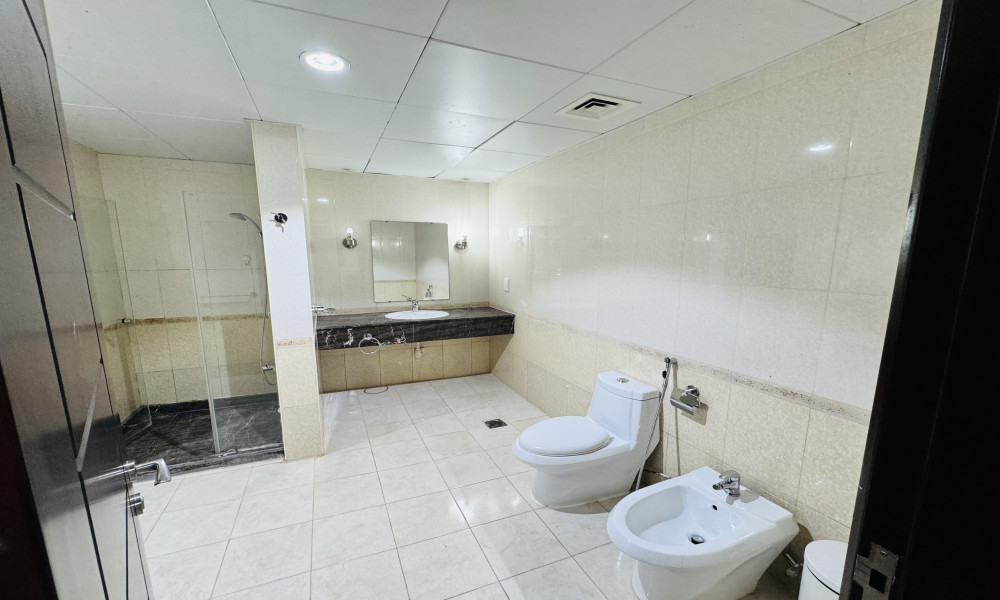 STYLISH AND SPACIOUS 2 BHK FOR SALE | FF | PEARL small 3