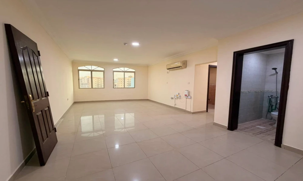 UNFURNISHED 2 BHK IN ALL SAAD | FOR RENT - Image 6