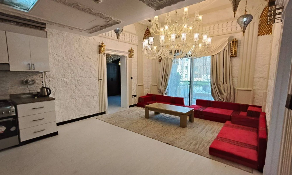 WELL-MAINTAINED 2 BR APARTMENT| FOX HILLS small 2