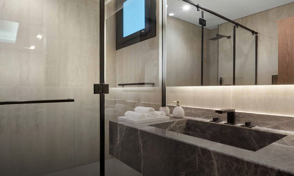 Wonderful 2BR Apartment for Sale in Fox Hills - Image 8